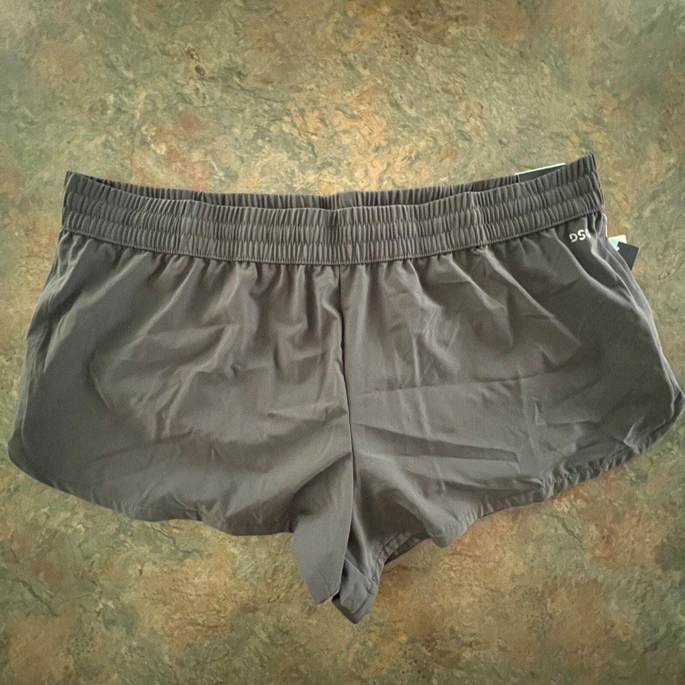 DSG Womens 2XL Stride Shorts Asphalt Grey NWT
